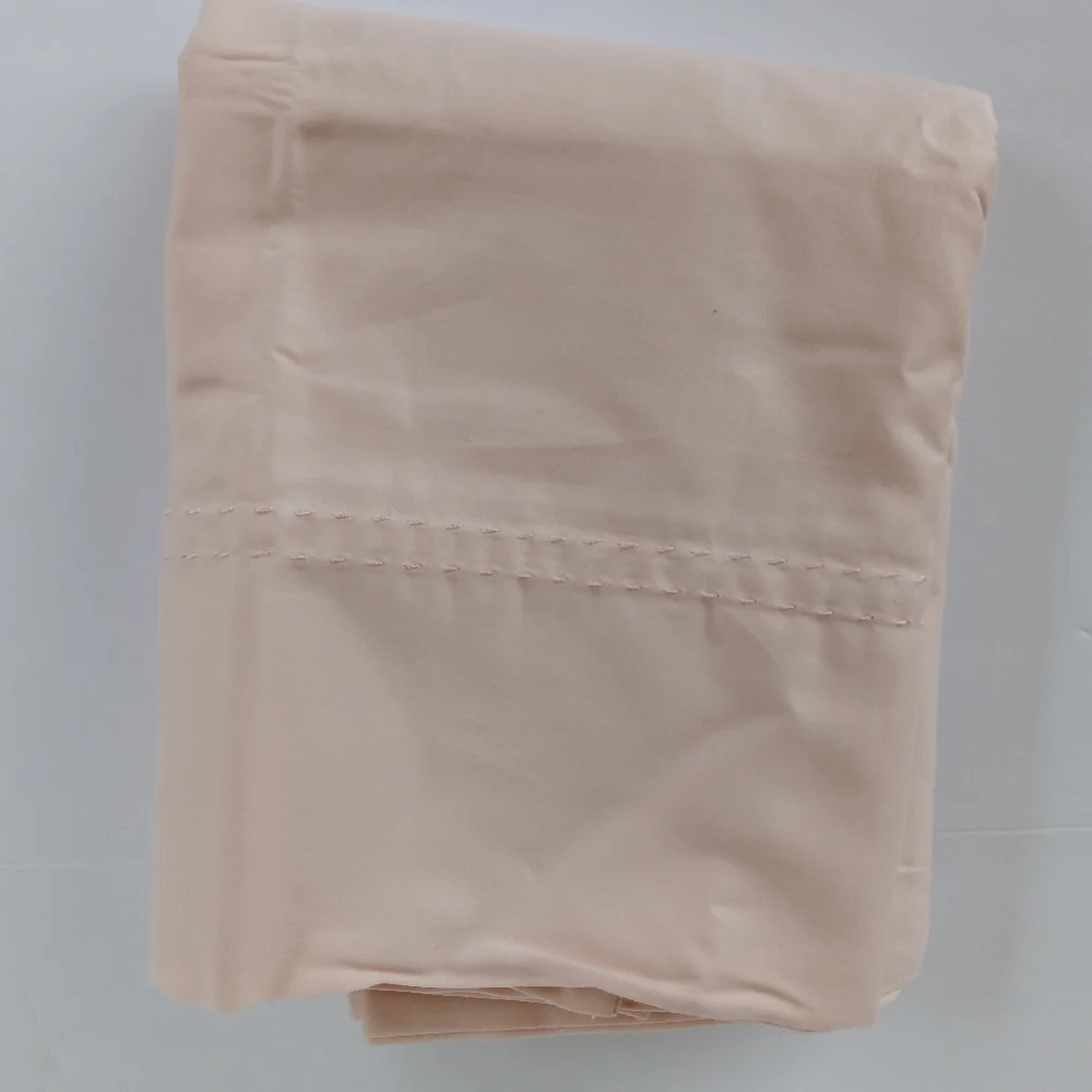 NEW Nordstrom at Home Pink Sateen Standard Pillow Cases Pair